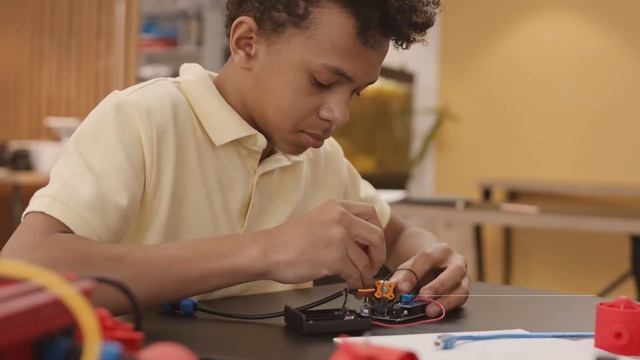 Unlock the Future with Our K-12 Online Courses: Learn, Create, Innovate! смотреть онлайн