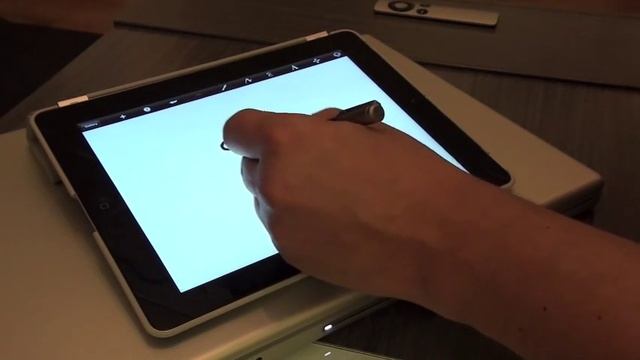 Probando Wacom Bamboo Stylus para el iPad смотреть онлайн