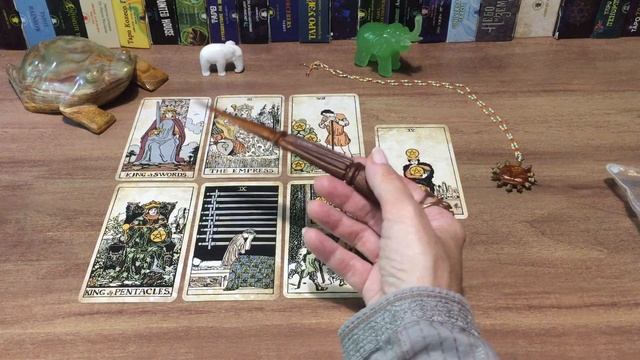 КАРТЫ ГОВОРЯТ. ЧТО ВЫ ДОЛЖНЫ ЗНАТЬ ПРЯМО СЕЙЧАС? НА ДЕНЬГИ. (РАСКЛАД ТАРО) смотреть онлайн