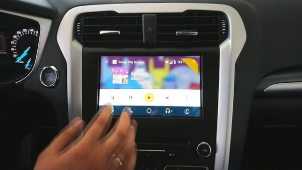 Android AUTO & CarPLAY мобильные технологии в автомобиле.