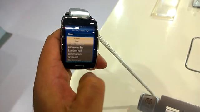 Samsung Gear S: First Look | Hands on | Price смотреть онлайн