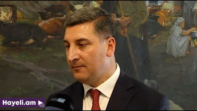 Կրակոցների տակ Նիկոլի նախարար Գնել Սանոսյանը խաբում է