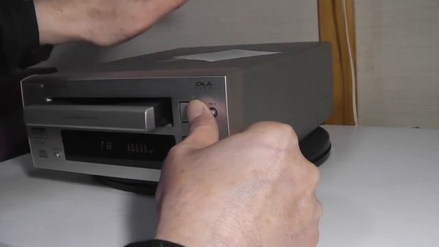 [PONY-修理]「INTEC205/ONKYO」トレーが開かない「C-705X」を一瞬で開ける・・・その修理現場 смотреть онлайн