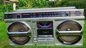 Рекордсмен  японской гигантомании  Sharp GF 9000