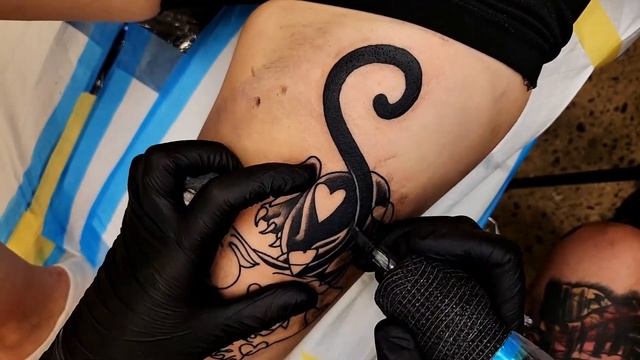 TATTOO TIME LAPSE | Traditional Panther Tattoo смотреть онлайн