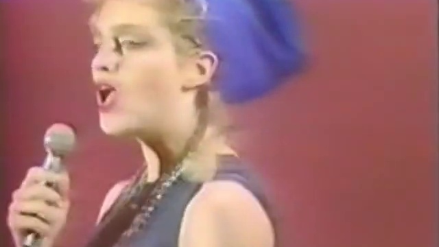 Like a Virgin (Live at Japanese TV 1985).480 смотреть онлайн