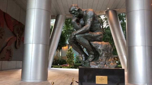 Эксперт о статуе Огюста Родена "Мыслитель" смотреть онлайн