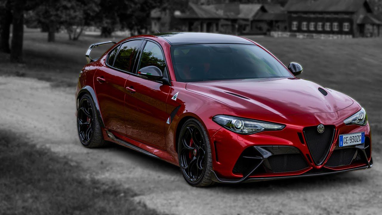 New Alfa Romeo Giulia GTA 2022 - Обзор на канале Авто своими глазами. смотреть онлайн