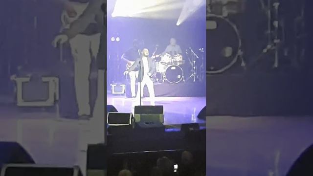 Сходили на коцерт Ярослава Сумишевского 17.03.2022 Киров. Было супер🔥🔥🔥 смотреть онлайн