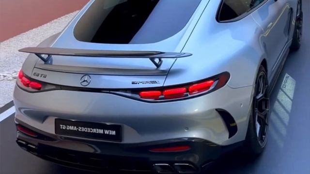 New 2024 Mercedes AMG GT Has A Very Surprising Featur / interior / Exterior / Release Date / Price смотреть онлайн