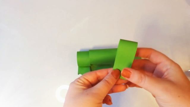 Как сделать?весёлого лягушонок из бумаги!!!!! Для детей.Делаем вместе с детьми. смотреть онлайн