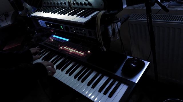 Exonic UK MegaHertz playing Danish music смотреть онлайн
