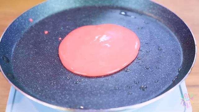 Eu vs Minha Avó: Desafio Culinário | Dicas Simples Para uma Batalha Alimentar Secreta por Mega Game смотреть онлайн