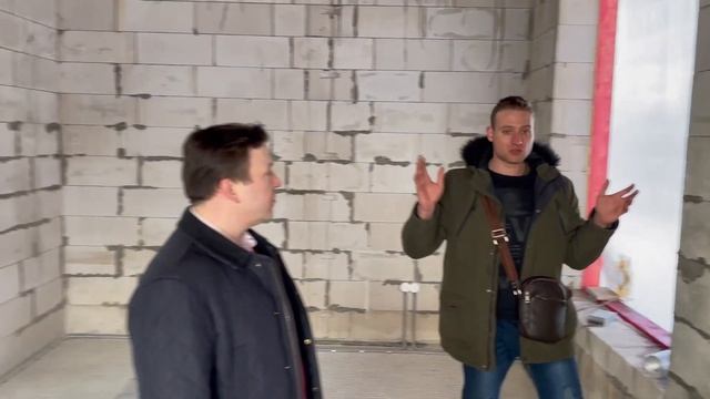 Как проложить кабель электроснабжения в загородном доме? И зачем тут заглушки? смотреть онлайн