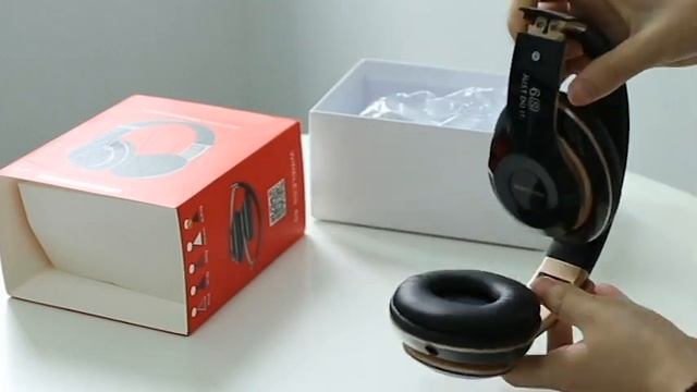 6s Wireless bluetooth Headphones Foldable Stereo Earphones SuperBass with Mic 6S смотреть онлайн