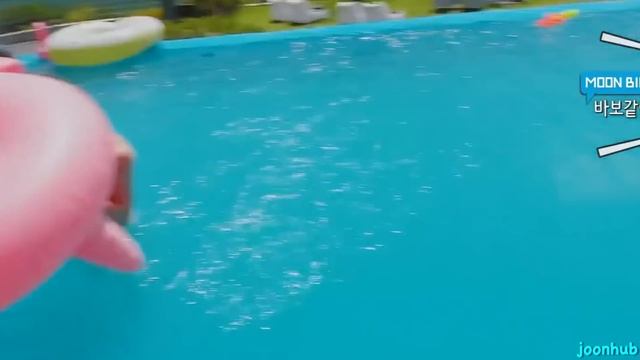 astro's chaotic pool party смотреть онлайн