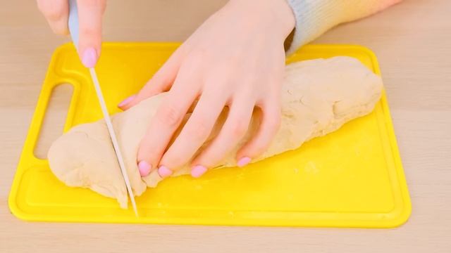 Кулинарный Челлендж: Уэнсдей Против Бабушки | Кто Победит в Кулинарной Битве от KiKi Challenge смотреть онлайн