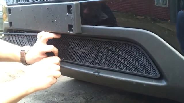 Защитная сетка в бампер KIA SORENTO 2013 2014 черная смотреть онлайн