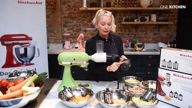 KitchenAid Gemüseschneider 5KSMVSA mit Zusatztrommeln 5KSMEMVSC | by One Kitchen смотреть онлайн