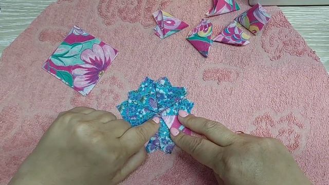 МЕГА утилизация текстильных обрезков - лоскутный коврик с основой из полотенца. DIY patchwork rug. смотреть онлайн