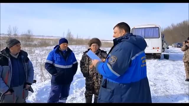 РЫБАКИ р.ДОНГУЗ.ЗИМНЯЯ РЫБАЛКА. смотреть онлайн