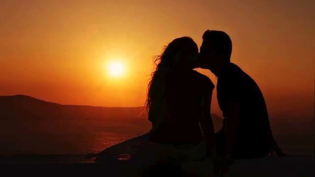 Музыка с радио монте карло. Реальный хит! Послушайте!