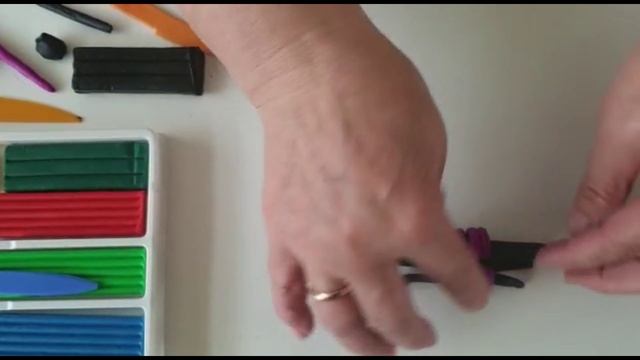 паучок из пластилина смотреть онлайн