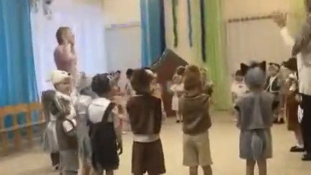 Первый Новый год в детском саду!нам очень понравилось ,были и слёзы и смех и веселье! смотреть онлайн