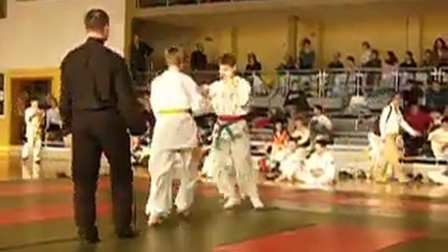 Lekki kontakt karate - zawodnikz Frysztaka смотреть онлайн