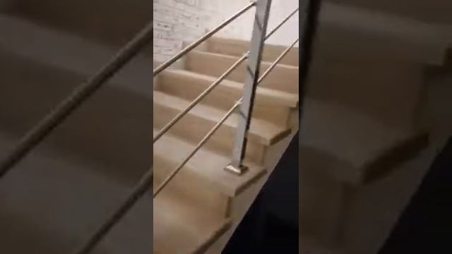 Перила из нержавейки на лестницу в дом, поручень и стойка квадрат. смотреть онлайн