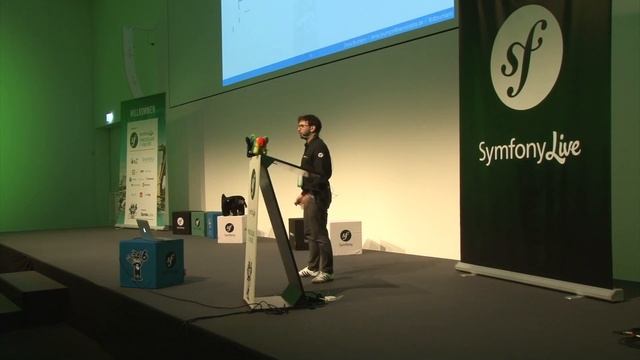 SymfonyLive Phantasialand 2018 - Denis Brumann - Symfony + React = ? смотреть онлайн