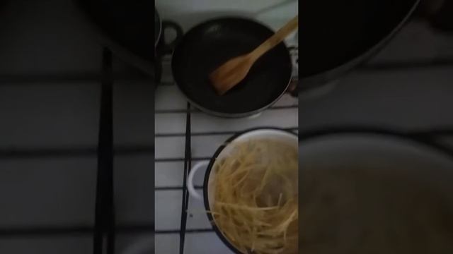 Как сварить лапшу смотреть онлайн