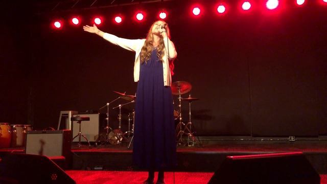 Kersee Robbins - Here I Am - Dirty Rotten Scoundrels смотреть онлайн