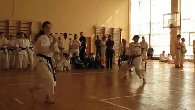 Теряева Рита, хеян годан.MOV смотреть онлайн