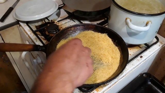 Жарим вермишель для супа