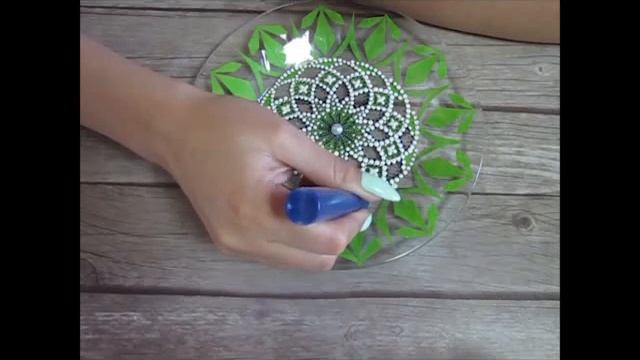 Роспись стеклянных тарелок
