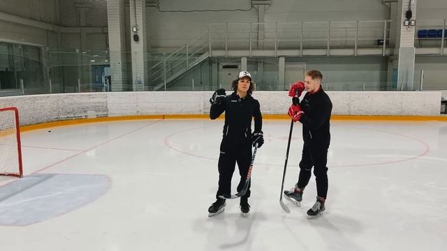 Как делать хоккейные ТРЮКИ с шайбой? / Хоккейная МАГИЯ от VADI VAS HOCKEY + КОНКУРС смотреть онлайн
