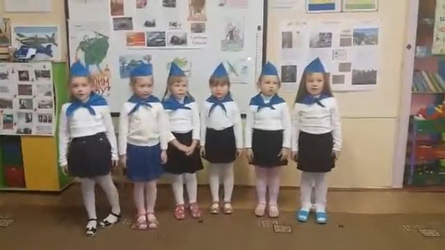 Песня "Прадедушка" в исполнении девочек средней группы смотреть онлайн