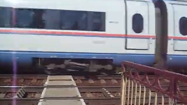 Высокоскоростной поезд Сапсан Velaro RUS смотреть онлайн