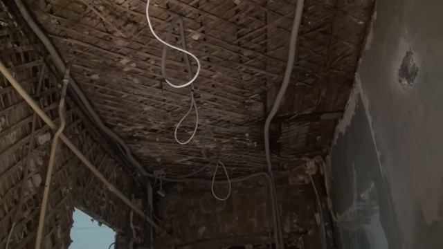 Зашивка потолка в старом фонде. Решения и идеи. смотреть онлайн