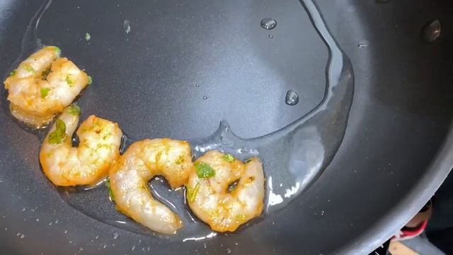 CAJUN SHRIMP PITA!!! смотреть онлайн