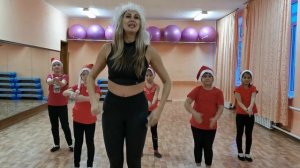 "Танцы - повторялки" для самых маленьких