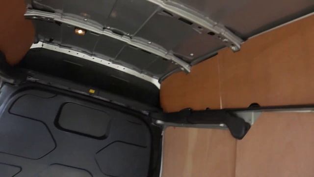 GATEFORD MOTOR COMPANY 2015 FORD CUSTOM T270 TREND L1H2 SWB HIGH ROOF AIR CON 58K MILES смотреть онлайн