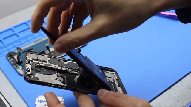Быстрая замена аккумулятора iphone x /Iphone X battery replacement ASMR смотреть онлайн