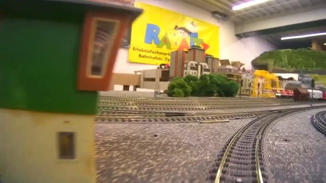 Model Railway Under Construction - Cab Ride And Train Driver ‘s View