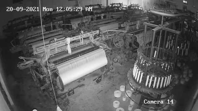 HIKVISION IP CAMERA 2MP DS-2CD202WF-I SAMPLE NIGHT VISION смотреть онлайн