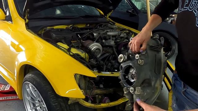 Quick HOW TO Remove Lexus IS300 Headlights