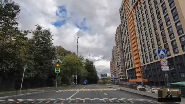 Таксист подвез странную нищенку в приют… А когда нашел в ее лачуге тайник в печи, обомлел… смотреть онлайн