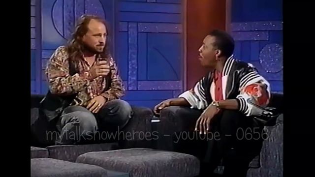 BOBCAT GOLDTHWAIT Has FUN With ARSENIO