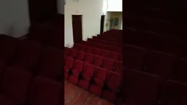 Театральные кресла Соло от производителя Фурнитрейд в зале ДК ст. Новодмитриевской смотреть онлайн